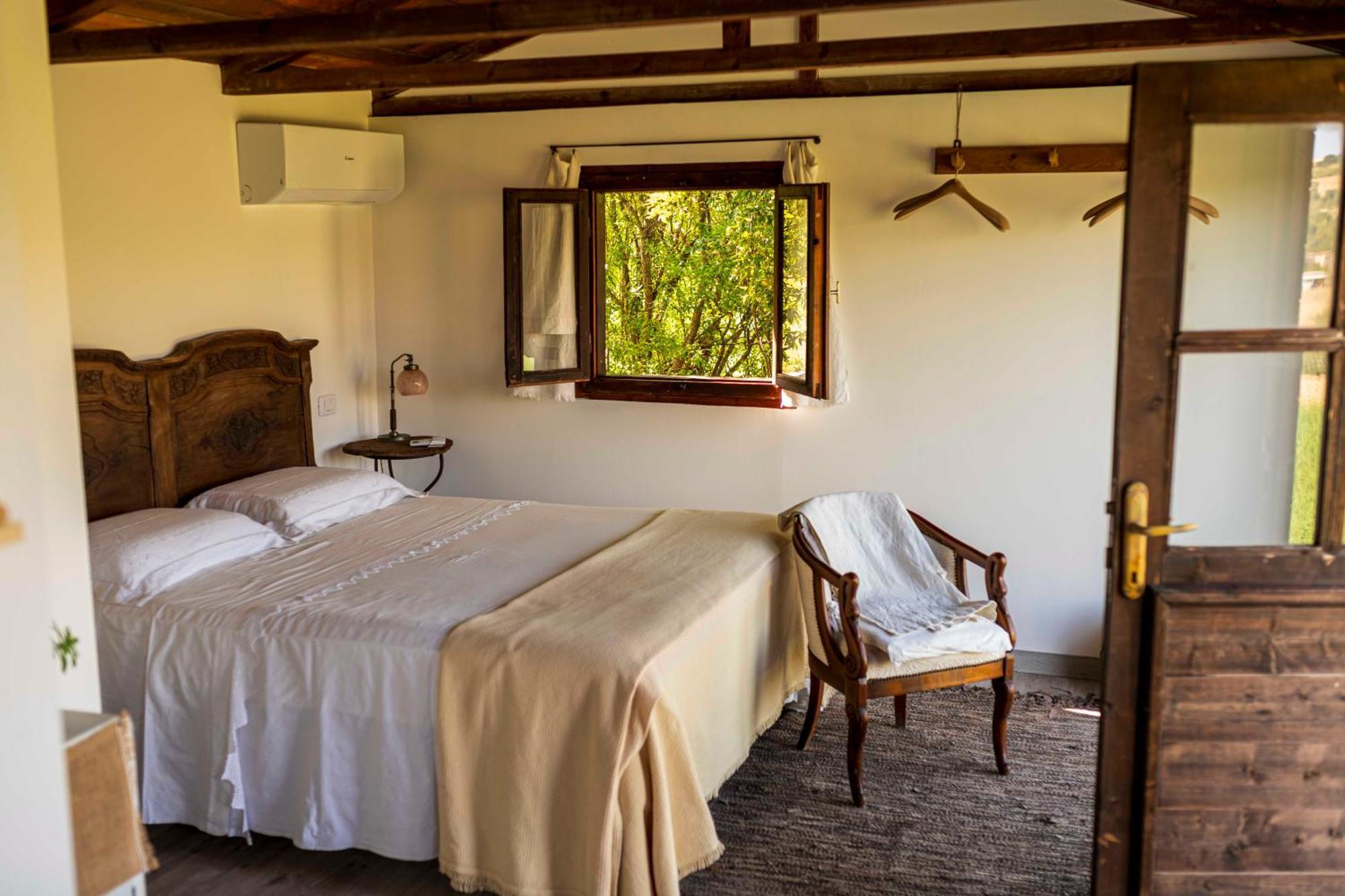 Le Bumbarelle Bed & Breakfast Tavoleto ภายนอก รูปภาพ
