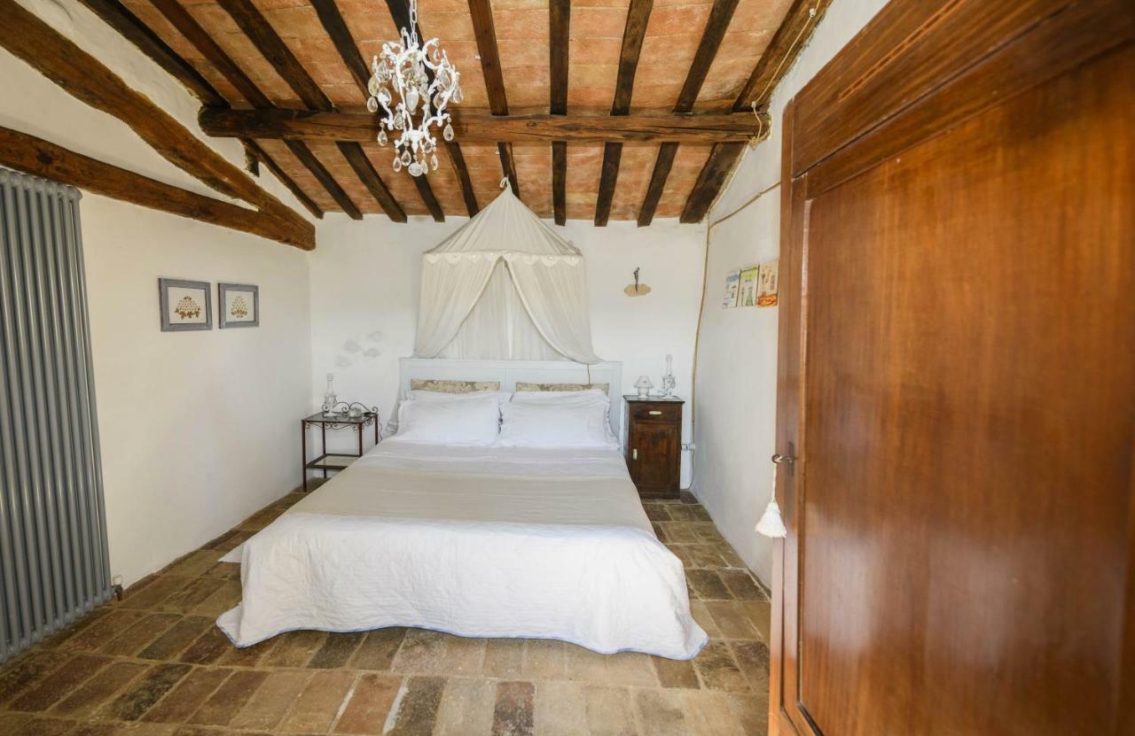 Le Bumbarelle Bed & Breakfast Tavoleto ภายนอก รูปภาพ