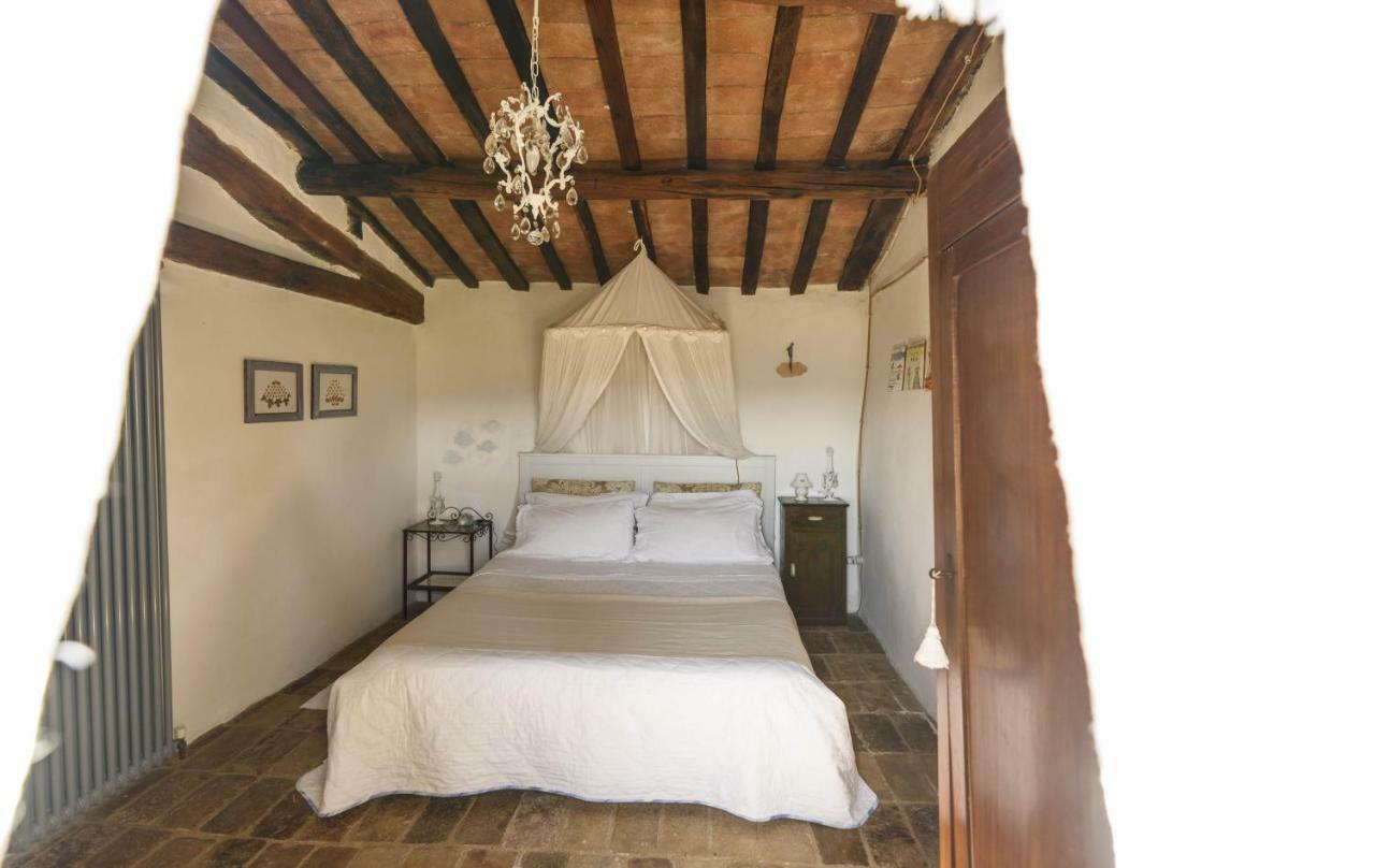 Le Bumbarelle Bed & Breakfast Tavoleto ภายนอก รูปภาพ